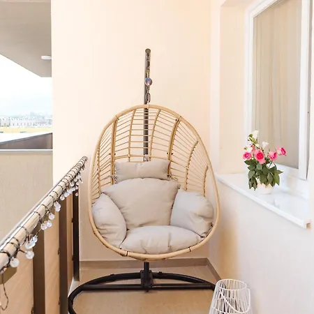 Urban Retreat Carpatilor Apartment