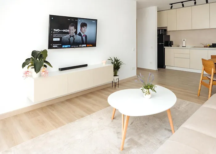 Urban Retreat Carpatilor בראשוב